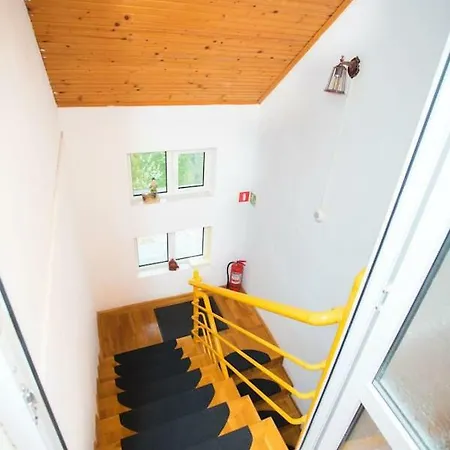 Penthouse In Leo's Apartment